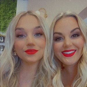 Meet your Posher, Georgia